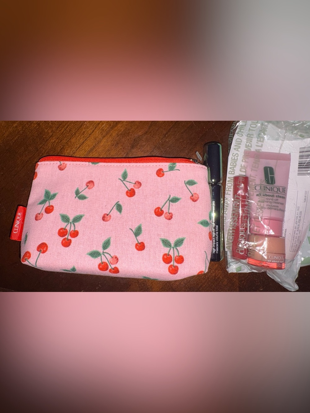 Clinique Pink Cherry Cosmetic Pouch w/ 3 piece gift + full sized volume mascara